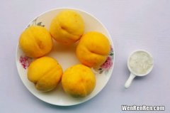 黄桃酸放几天会甜吗,黄桃里面变红能吃吗 黄桃变红了还能放多久